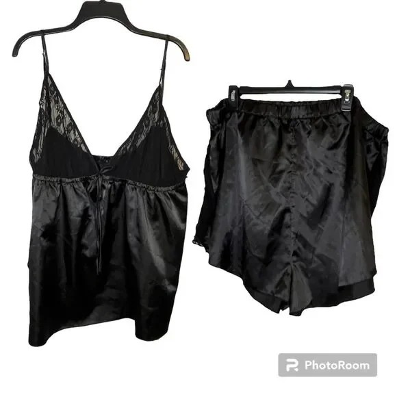 Boohoo Black Two-Piece Tank and Shorts Pajama Set Size 22 - Picture 1 of 14